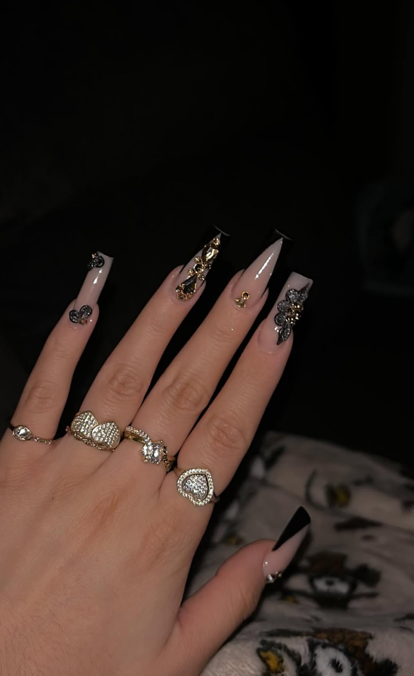 University nails spa . nail photo 3